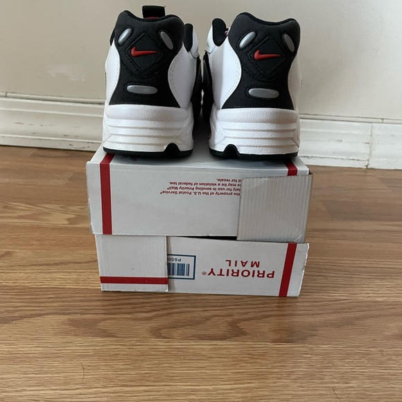 Nike Air Max Triax 96 White Black Red size 10.5 DS no box brand new - Picture 6 of 7